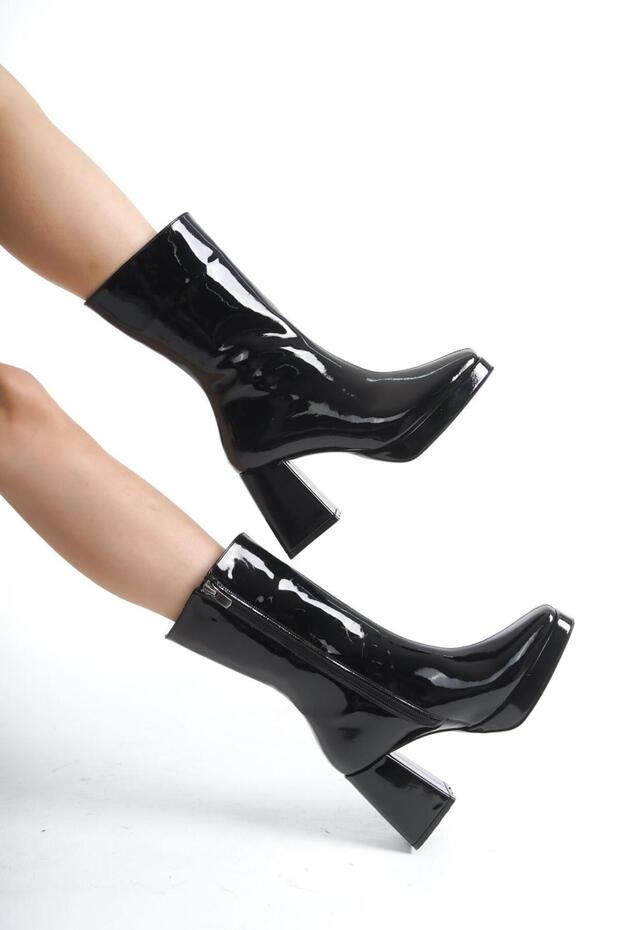 Rugan Platform Kadın Bot - 2