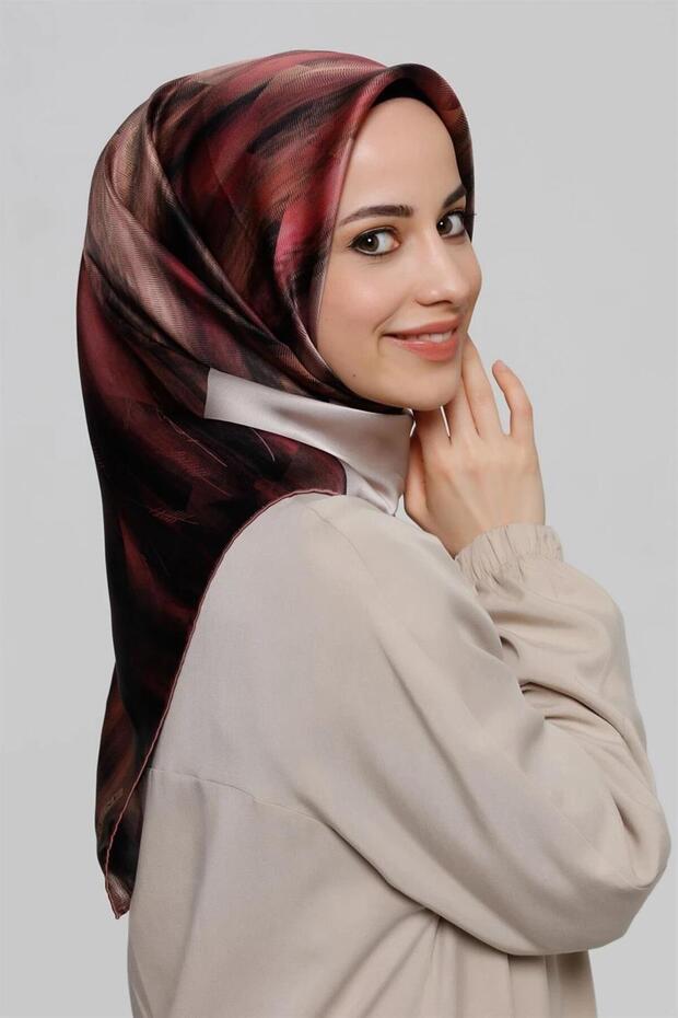 Nostalgia Series Sura Silk Scarf 8339-82