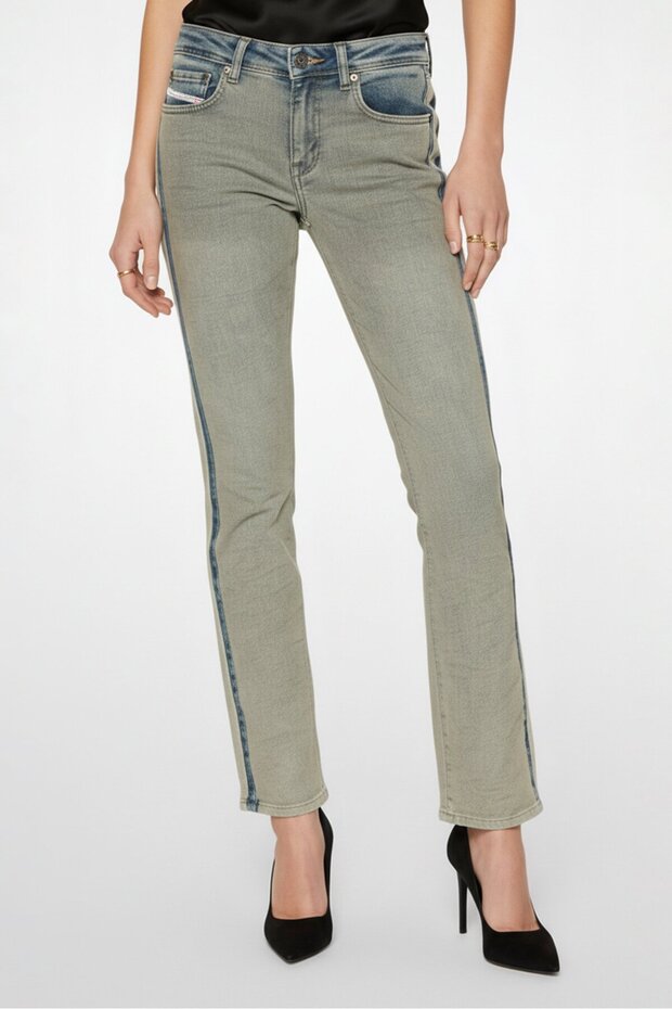 Women Slim Fit Washed Stretchable Jeans, Grey