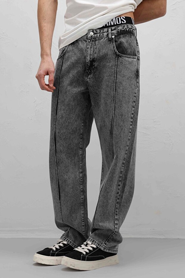 Relaxed Fit Jean Gray with Stitching Detail
