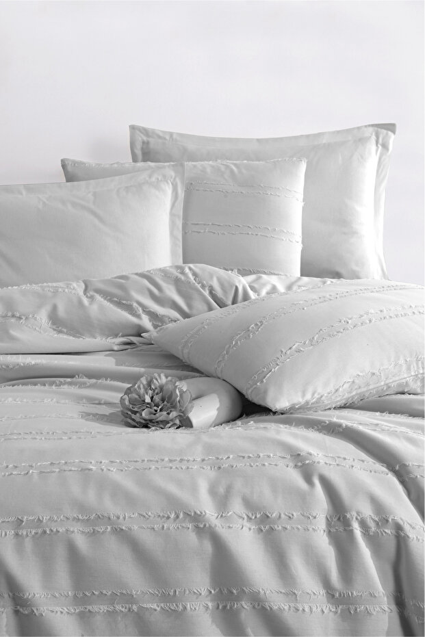 100% Cotton Single Fringed Duvet Cover Set Avola
