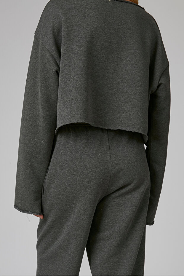 Kayık Yaka Crop Sweatshirt - 4