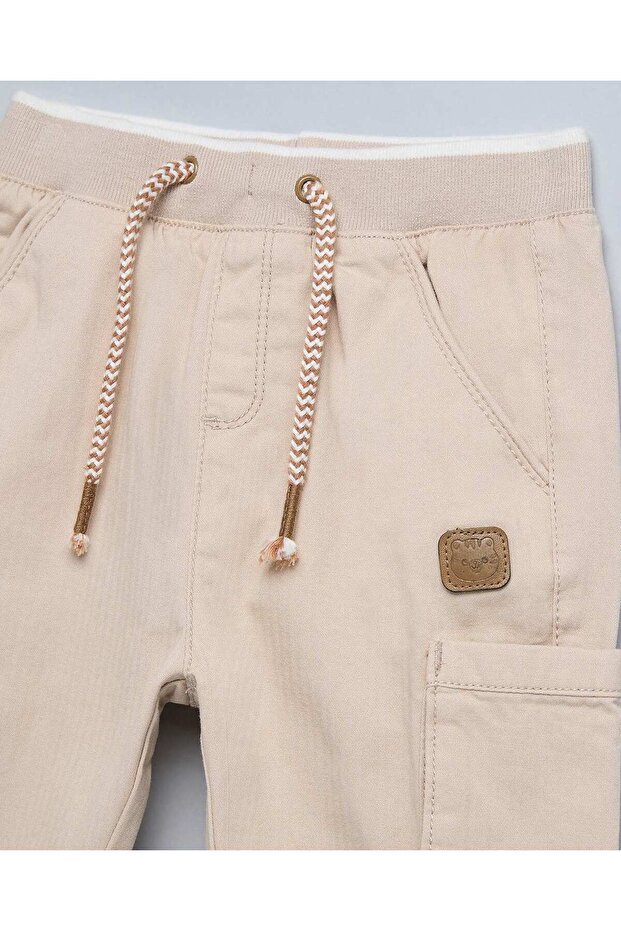 بنطلون كارغو سادة مع خصر برباط - 3