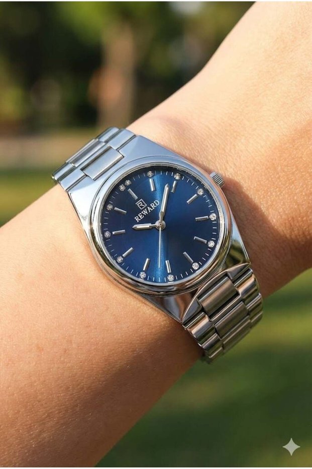 Women's Wristwatch | 32 mm Steel Case, Navy Blue Dial, Stone Detail, Steel Band