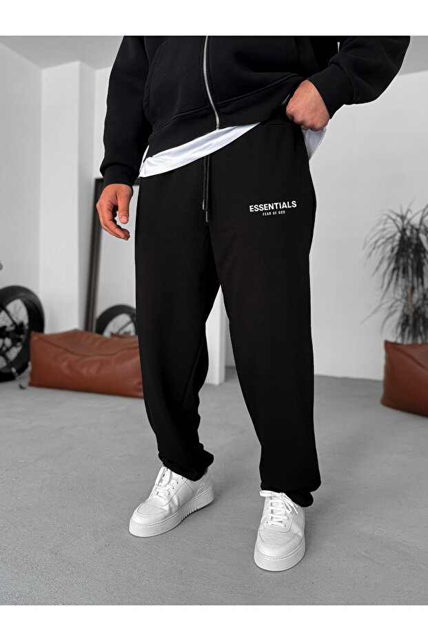 Men's Essentials Embossed Printed Baggy Sweatpants 3-Thread Brushed Inside