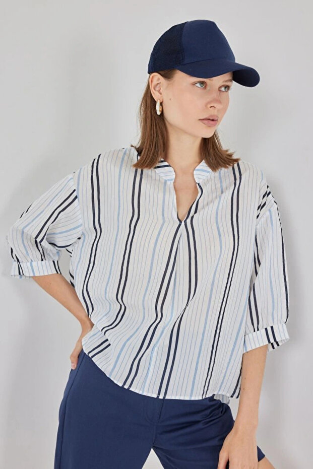 Striped Oversized blouse 967 - light blue - 4