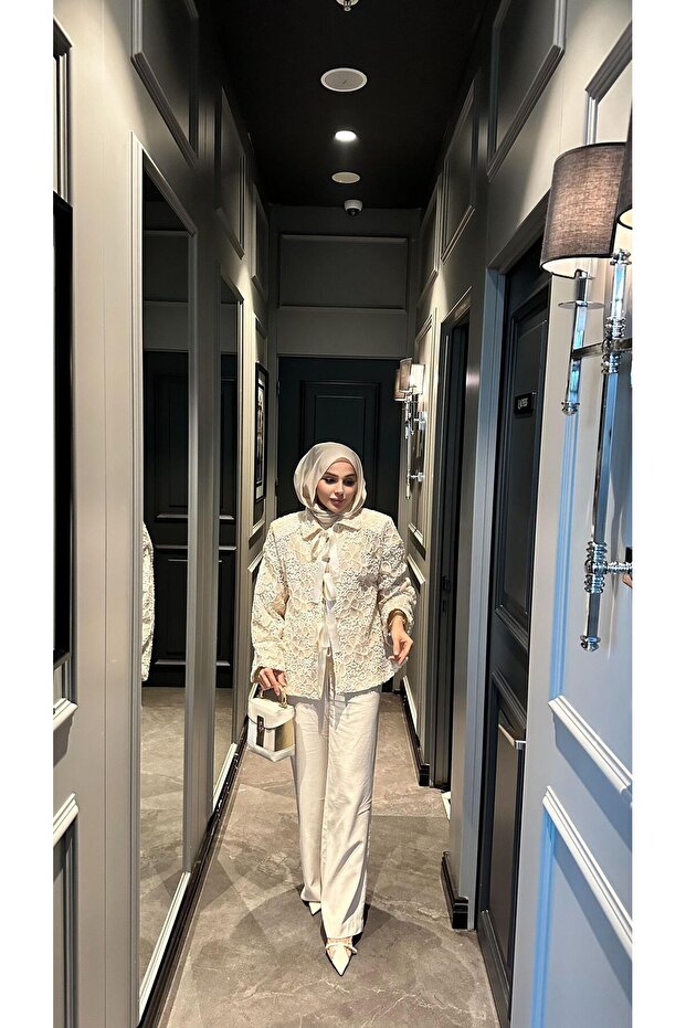 İthal Pullu Desenli Dantel Ceket - 2