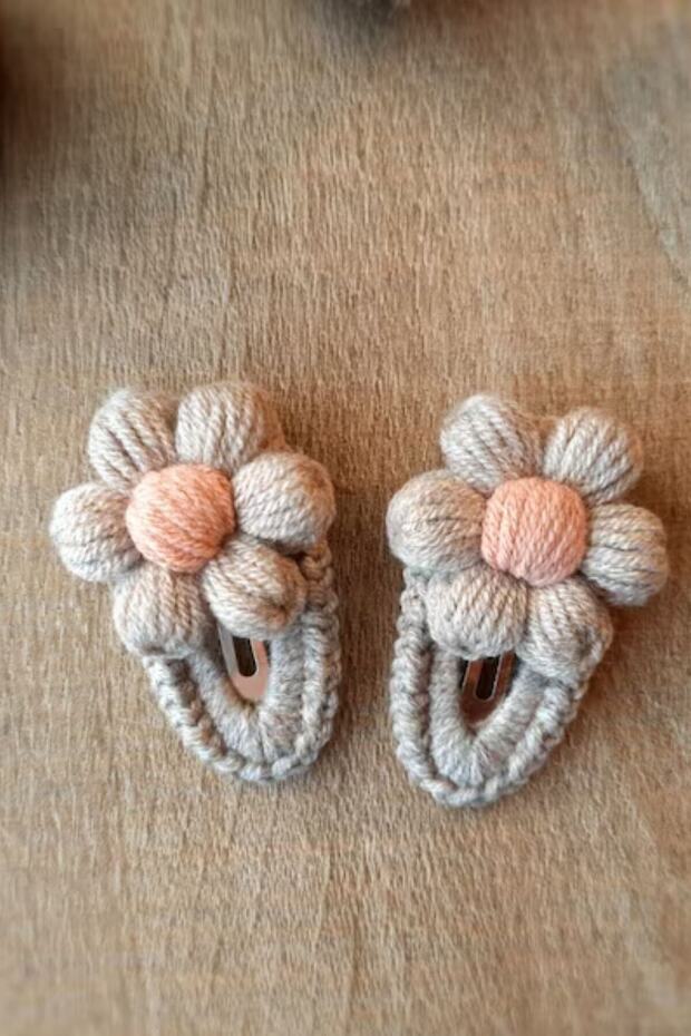 Amigurumi Knitting Thread Handmade 2-Piece Pofidic Daisy Snap Buckle Set