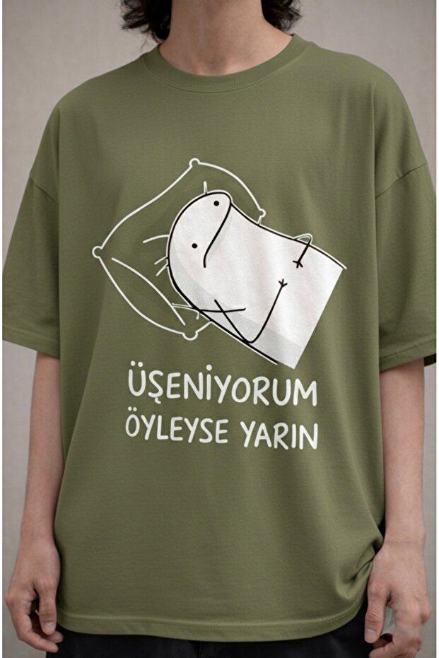 100% Cotton I'M so Hot That I'M Sweating, so I'M Wearing a T-Shirt Tomorrow Printed