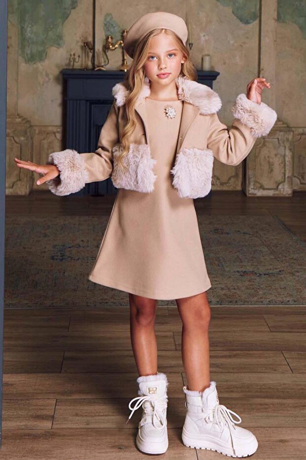 Girl's Collar and Sleeve Tips Plush Detailed Jacket Thick Strap Suede Sleeveless Beige Dress