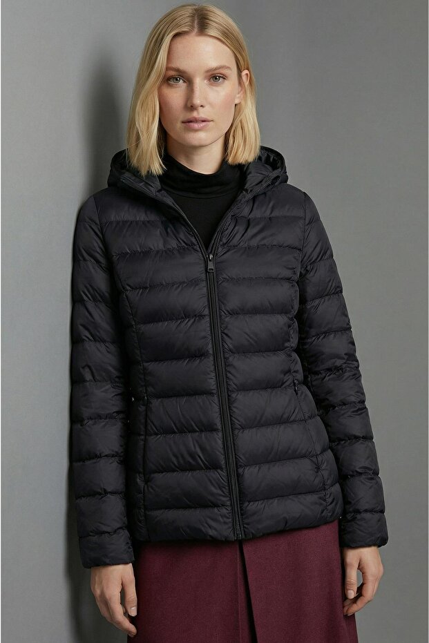 Kısa-Kapişonlu Mont - 4