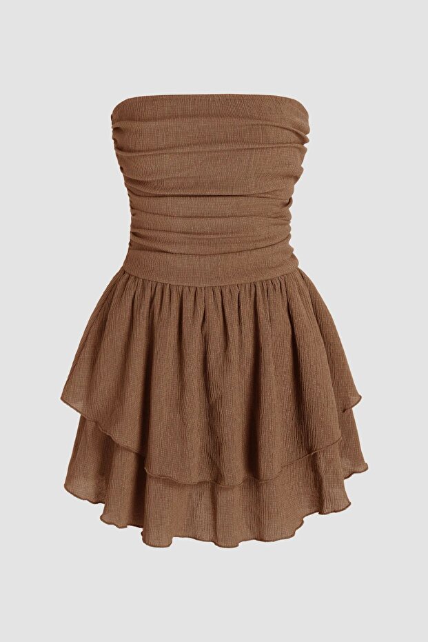 فستان قصير مكشكش بدون حمالات - 1