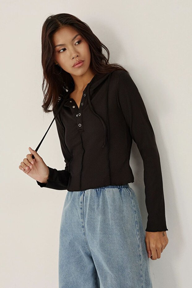 Çıtçıtlı Üst - 5