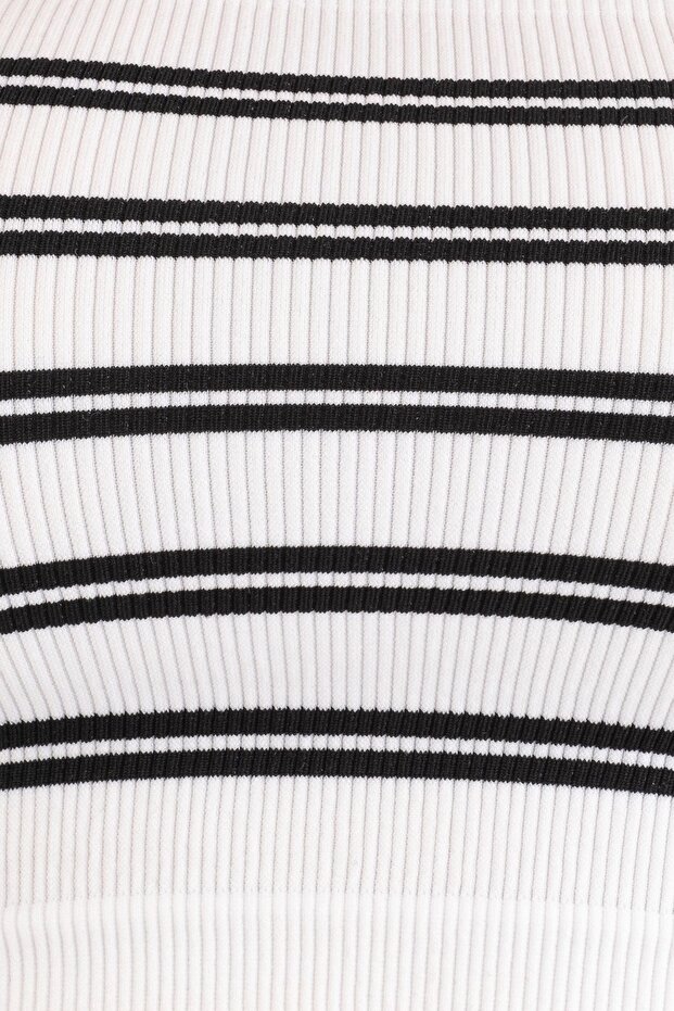 Στράπλες ριγέ Crop Top - 4