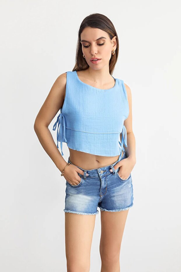 Side Tie Crew Neck Muslin Crop Top