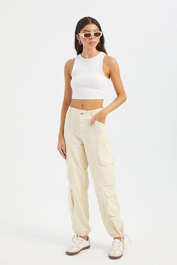 Mid-rise cargo pants with drawstring - 1