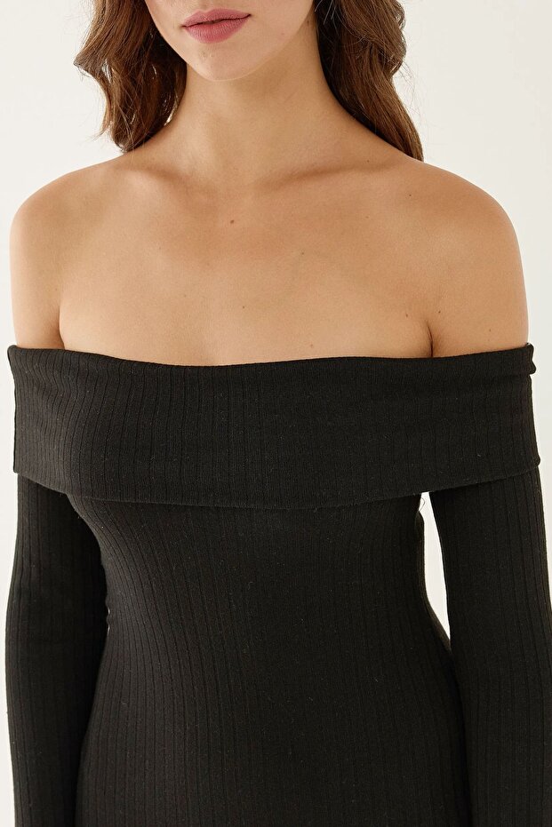 Rochie midi cu umeri goi - 5
