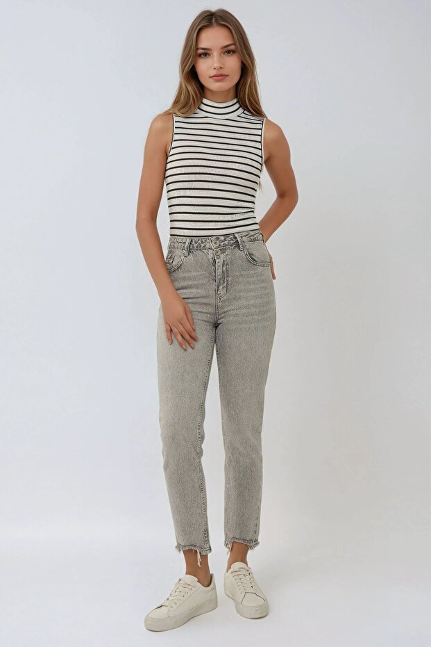 Slim Fit Dik Yaka Üst - 4