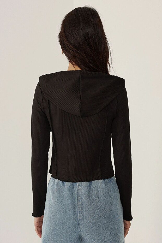 Çıtçıtlı Üst - 7