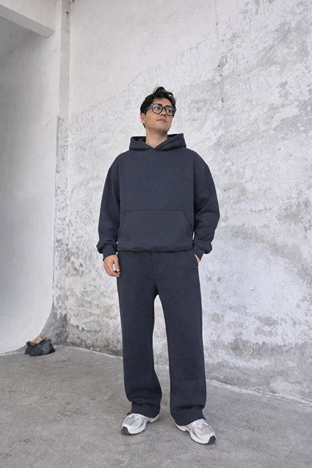 طقم رياضي رجالي فضفاض أساسي كبير الحجم موديل 3iplik - 1