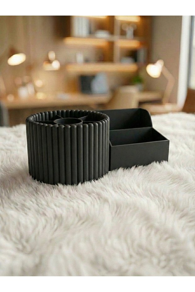 Multi-Purpose Makeup Organizer with Rotating Mechanism