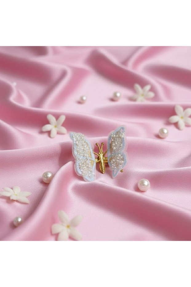 Luxury Women's Hair Clip with Moving Winged Butterfly Embroidery