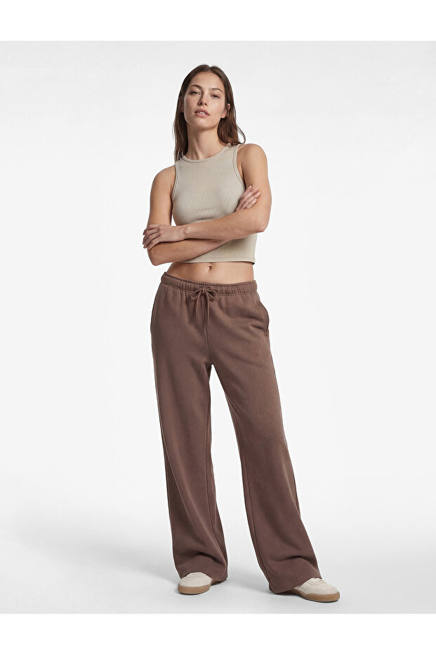 Comfortable Fit Pocketed Lace-Up Waist Wide Leg Sweatpants