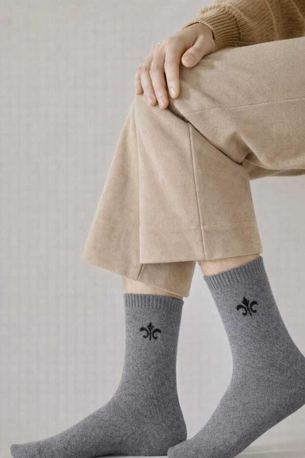 جوارب رجالية شتوية منقوشة بتصميم بسيط - 1