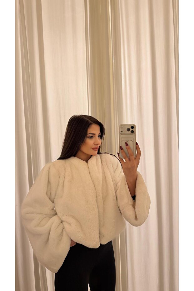 Plush Fur Jacket - White - 2