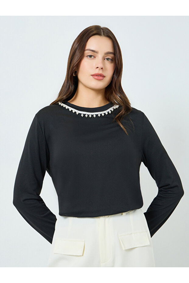 Women Black Embellished Long Sleeve T-Shirt