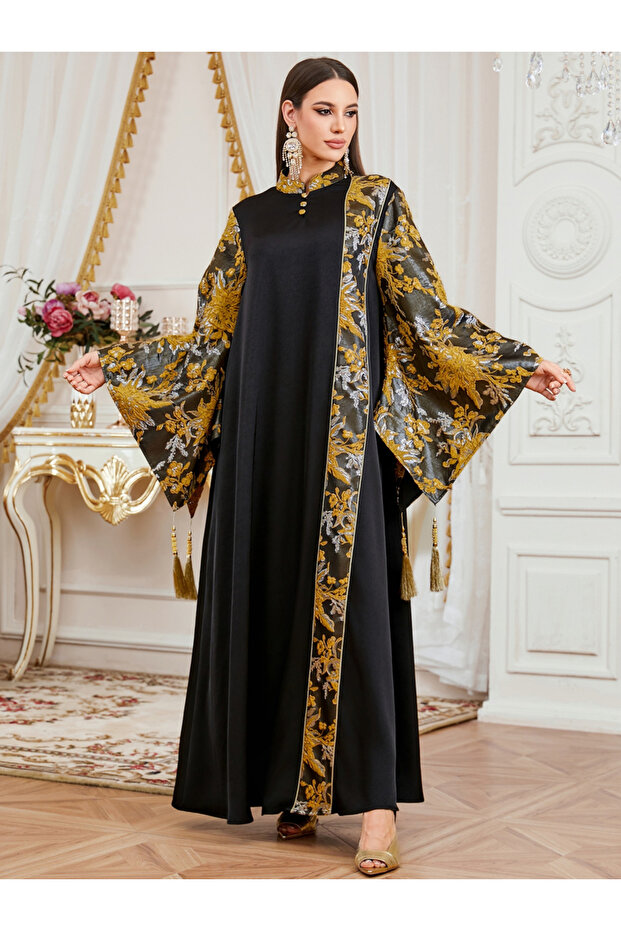 Women Embroidered Kimono Sleeve Jalabiya