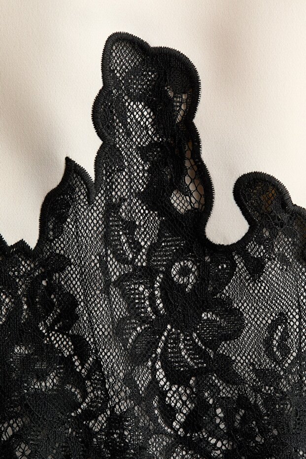 Dantel Şeritli ve Askılı Elbise - 6