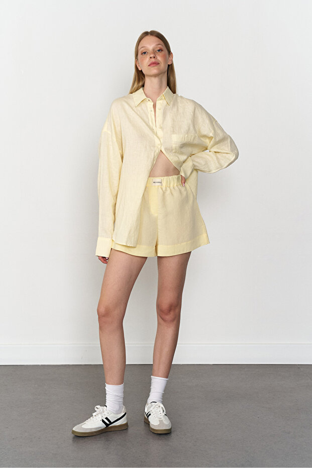 Beli Lastikli Çizgili Şort - 1