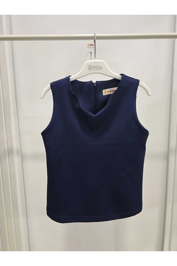 بلوزة بتصميم بسيط للفتيات - 1