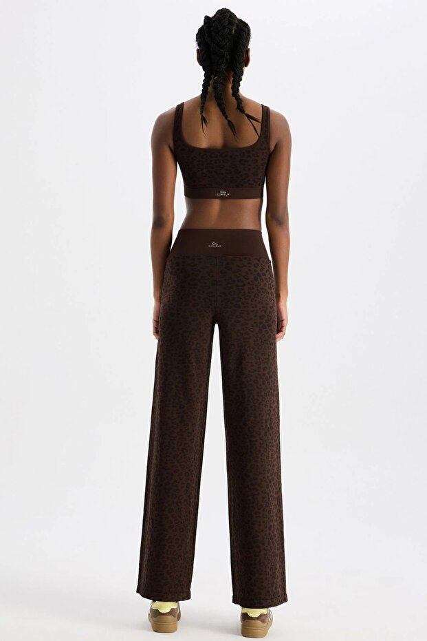 Leopard Patterned Stitch-Free Pants Coffee Bean - 3