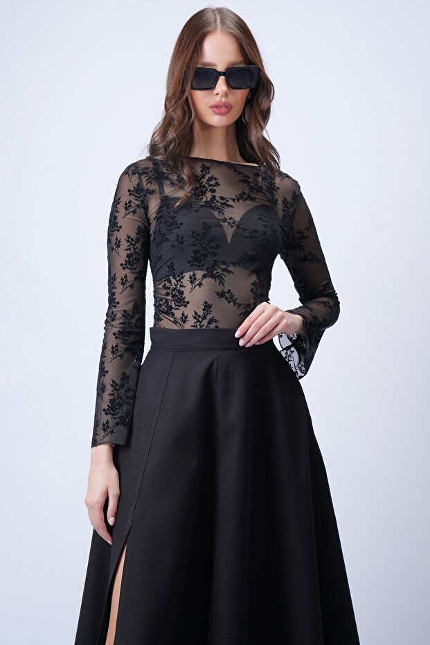 Siyah Transparan İşlemeli Bluz - 3