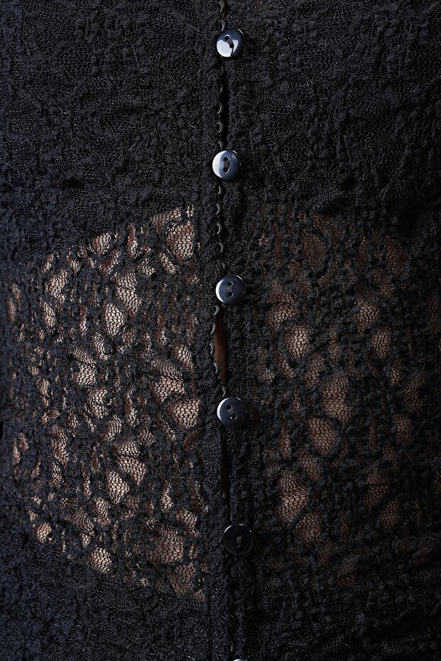 Siyah Düğmeli Dantel Bluz - 5