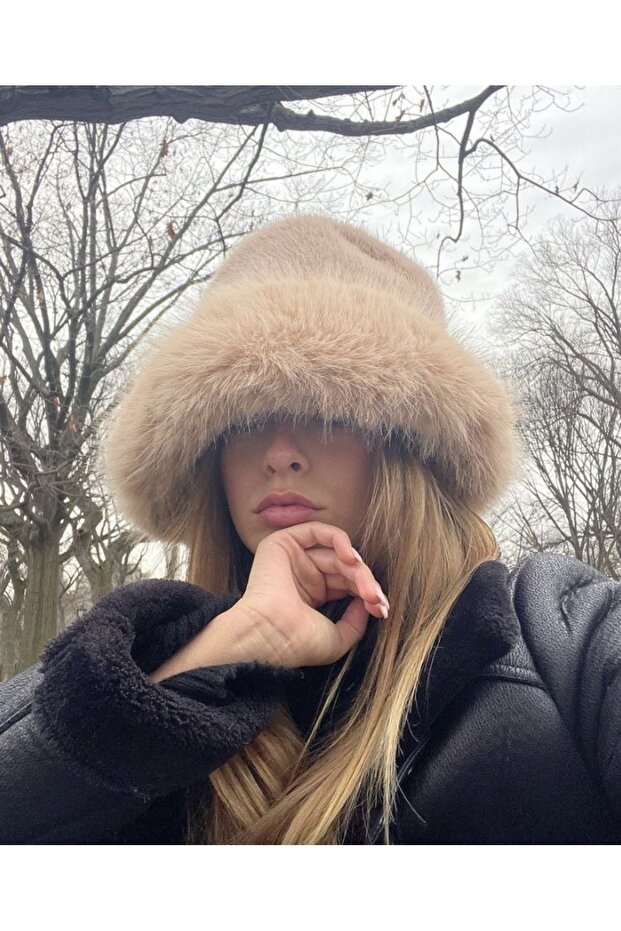 Brown Plush Heart Hat - 1