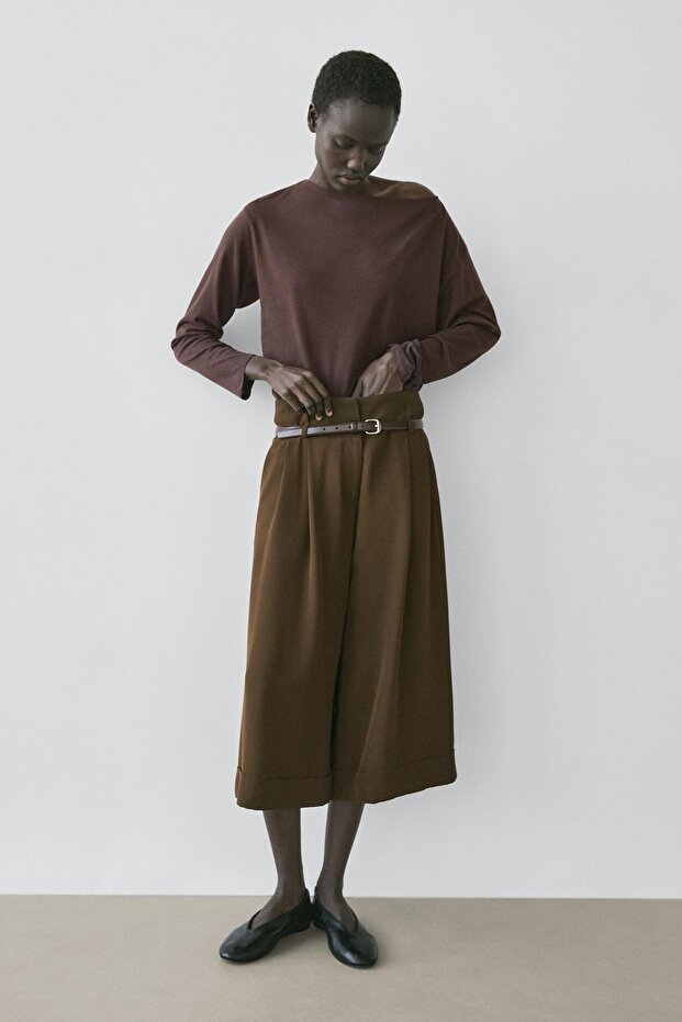 Katlı paçalı uzun bermuda şort - 2