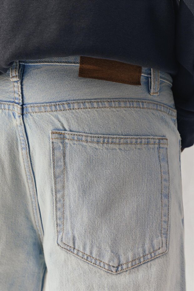 جينز مستقيم الساق - 4