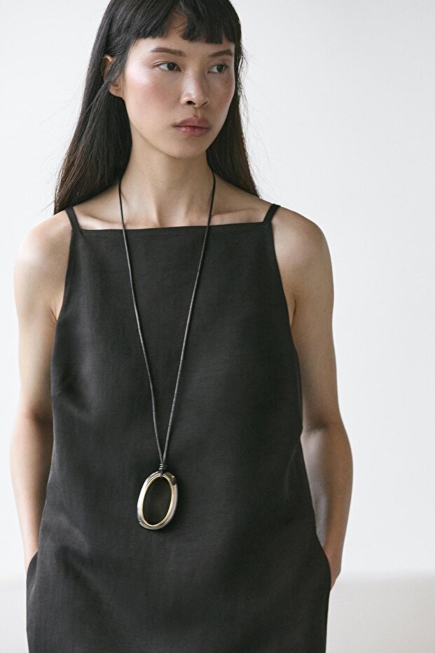 Dökümlü mini elbise - 4