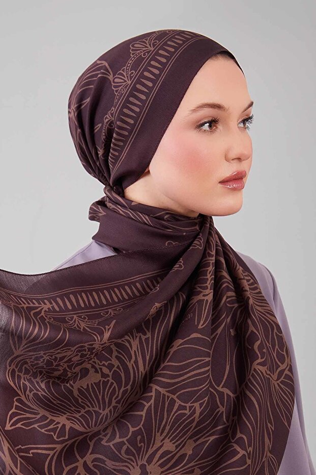 A.شال حريري من الصوف بنقشة زهور القهوة - 4
