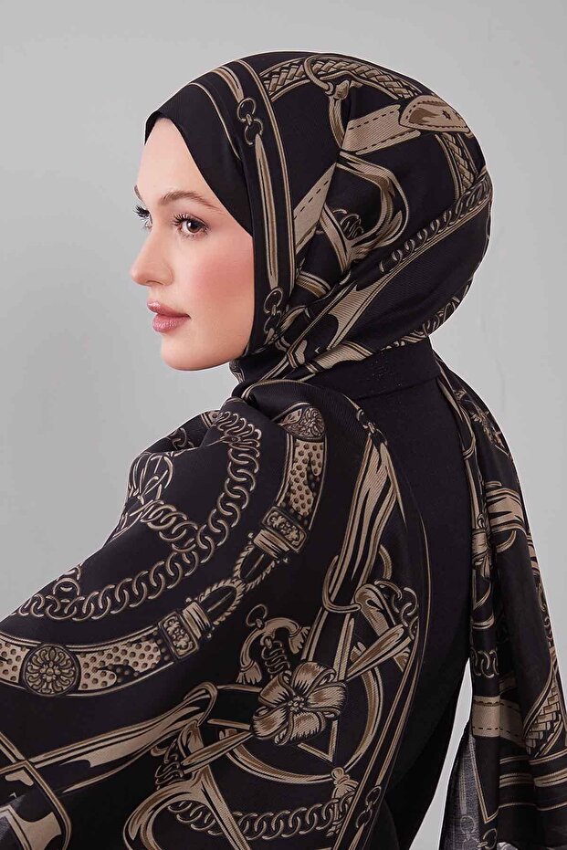 شال من الصوف والحرير بنمط مختلط باللون الأسود المنك - 4