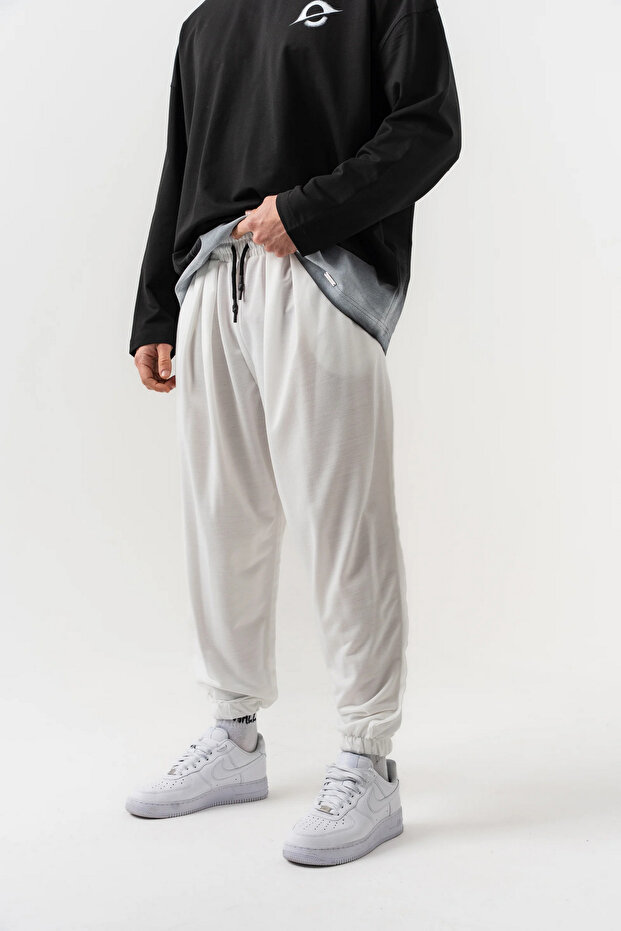 Sartorial Stitching Detailed Pleated Shalwar