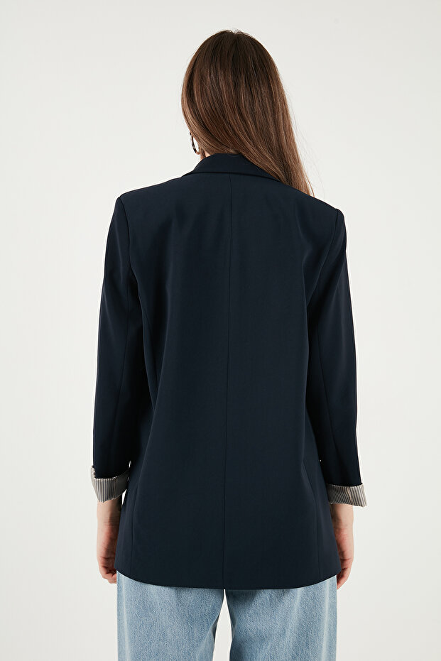 سترة مبطنة بياقة بأزرار على الجهتين ومقاس منتظم CEKET 6927624 - 7