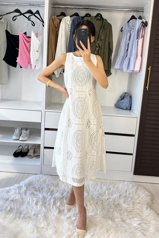 Lace Embroidery Zero Sleeve Detail Dress - Ecru Ekru