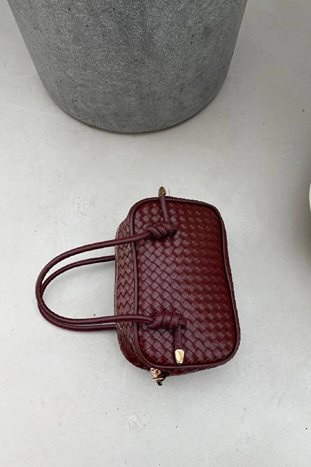 حقيبة صندوقية محبوكة بعقدة على شكل مقبض - 2