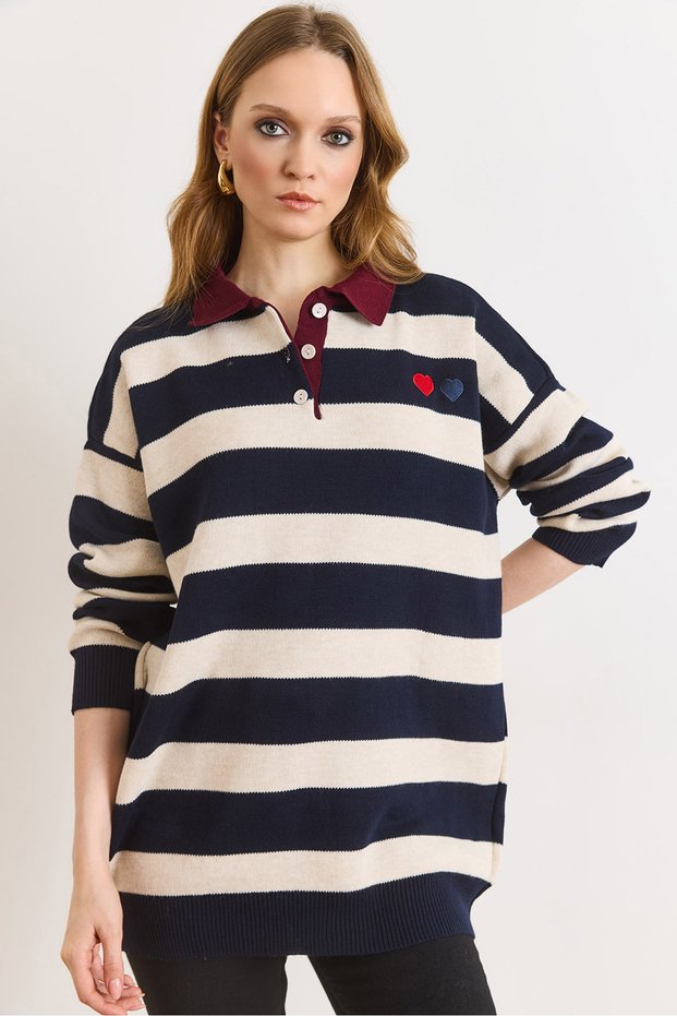 Women's Navy Blue Collar Detailed Heart Embroidered Polo Collar Knitwear Sweater Kzk-19001150