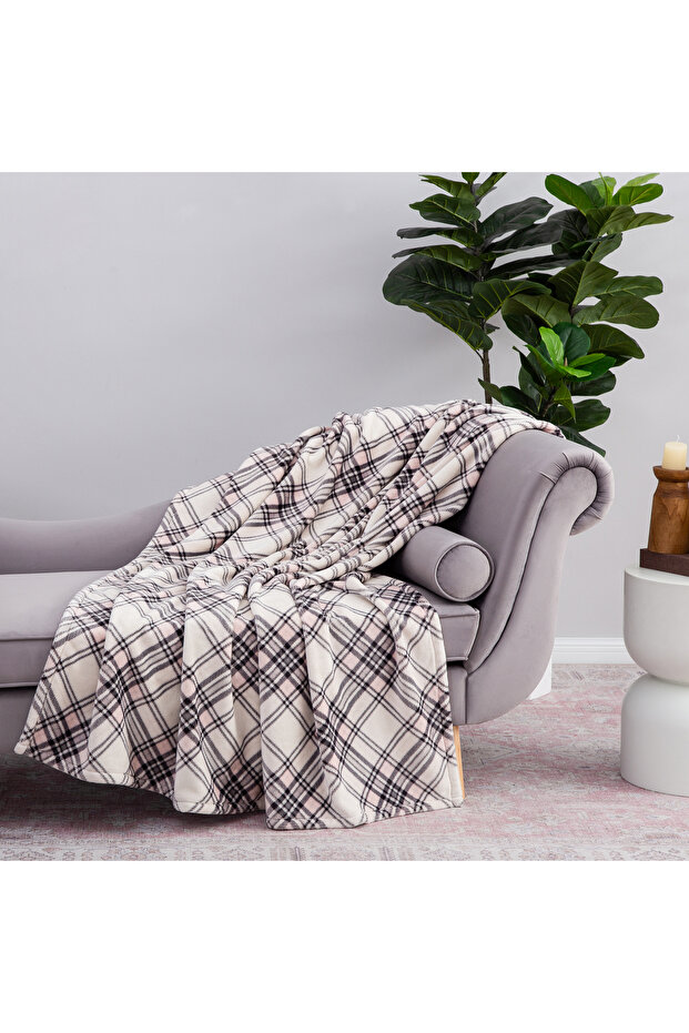 صندوق الهدايا | شال - 2