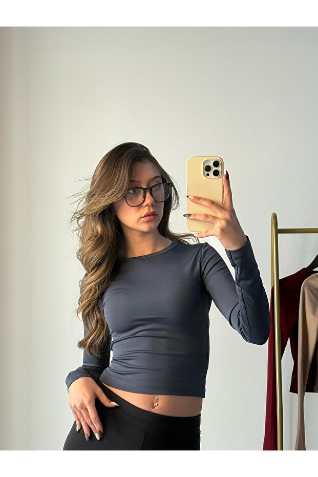 Düz Yaka Basic Bluz - 1